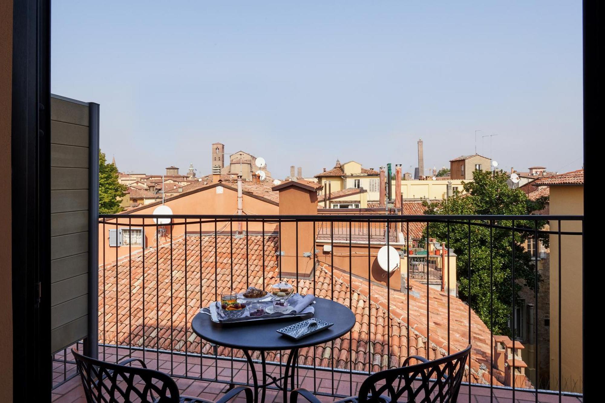 Hotel Touring Bologna Exterior photo